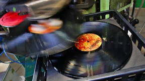 Sony wird wieder analog