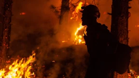 Video der Feuerwehr zeigt gefährliche Löscharbeiten
