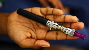 Knall und Rauch sorgen für Schrecken am Flughafen