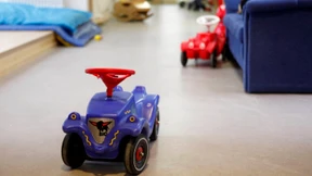 Von der Leyen will Arbeitslose zu Erziehern umschulen