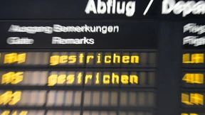 Lufthansa geht auf Flugbegleiter zu 