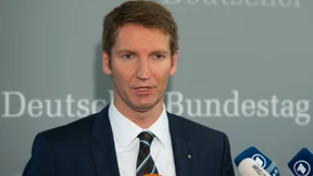 Sensburg will bestimmte IS-Kämpfer nicht zurückholen