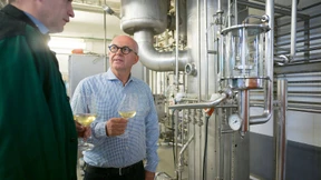 Mehr als 100 Jahre Erfahrung mit alkoholfreien Weinen