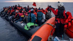 21 Seenotretter in Italien angeklagt