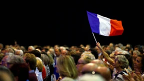 Dax steigt nach Frankreich-Wahl auf neuen Höchststand