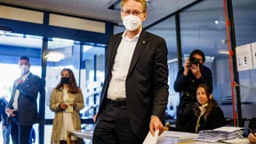 Spitzenkandidaten geben Stimmen ab