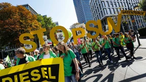 Zu Fuß und auf dem Rad: Proteste gegen IAA laufen