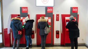 Der Geldautomat im Niedergang