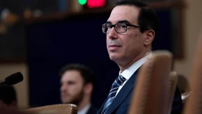 Der Mann, der nach Tiktok greift