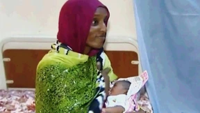 Christin rettet sich in amerikanische Botschaft