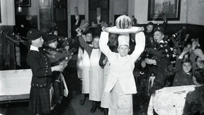 Diese Adligen haben alle einen schweren Zacken