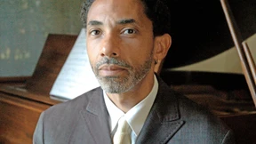 Lieber kritisch als objektiv