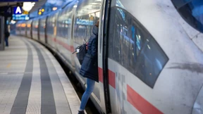 ICE- und IC-Züge kommen pünktlicher an ihr Ziel