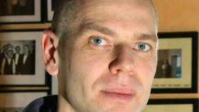 Mit Leichtigkeit durch den Alptraum