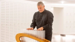 Auf den gläsernen Wellen des Wahns