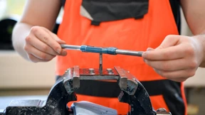 Zahl neuer Ausbildungsverträge steigt nur leicht