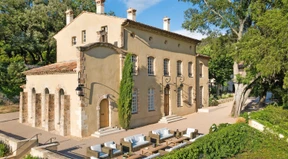 Der Rosé-Boom lockt die Milliardäre in die Provence