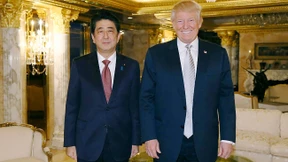 Japans Regierungschef will Trump Twitterstoff liefern