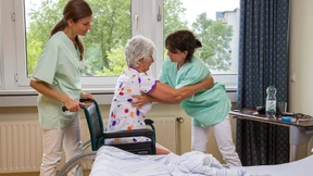 Wer in der Pflege arbeitet ist selbst oft krank