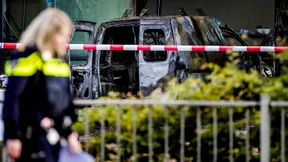 Lieferwagen rast in Gebäude einer Boulevardzeitung