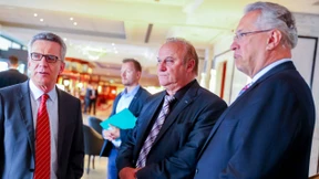 Mit dem Schleier in den Wahlkampf