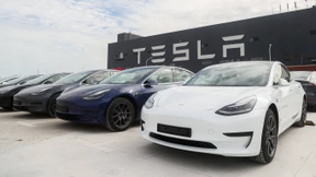 Was Teslas Aufstieg für Anleger bedeutet