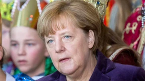 Merkel verlangt harte Antwort des Rechtsstaats 