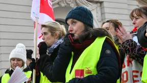 Der Staat bezahlt seine Leute falsch