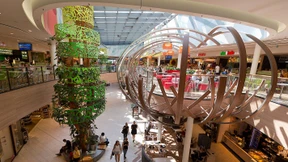 Händler im Skyline Plaza brauchen weiter viel Geduld
