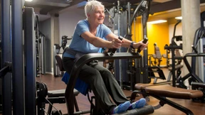 Mit dem Rollator in die Muckibude