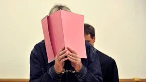 „Maskenmann“ gesteht Morde an drei Kindern