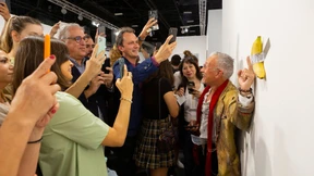 Künstler isst 120.000 Dollar teure Banane