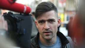 Rechtsextremist Sellner darf vorerst weiter einreisen