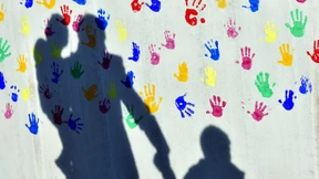 Grüne fordern „Corona-Elterngeld“