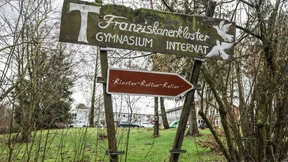 Mehr als 100 Fälle von Missbrauch in Franziskanerorden