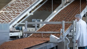 Die Produktion von Weihnachtsgebäck hat jetzt Hochsaison