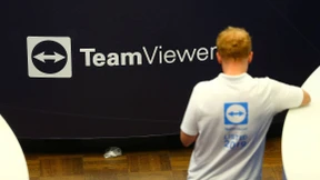 „Greifen Sie jetzt Zoom an, Herr Steil?“