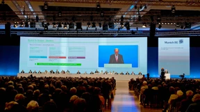 Münchener Rück macht Milliardengewinn