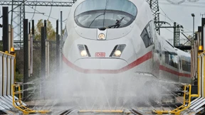 ICE-Züge duschen in Frostschutz