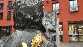 Eine Hexe, ein Bäcker und ein Choralhaus