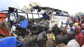 Extrem schwerer Verkehrsunfall in Kenia