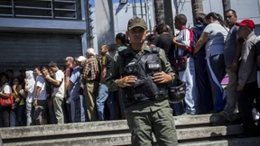 Militär kontrolliert Supermärkte in Venezuela