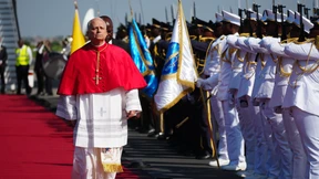 Warum spült sich der Papst im Streit mit Trump plötzlich weich?