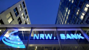 Umstrittener Verkauf von Warhol-Bildern wird nicht gestoppt