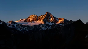 Sie starb allein in Dunkelheit und Kälte