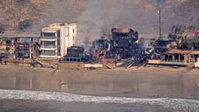 Villa in Malibu übersteht Brand nahezu unversehrt