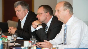 Rot-Rote Koalition in Brandenburg steht