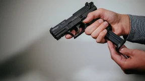 Zahl der Kleinen Waffenscheine steigt weiter