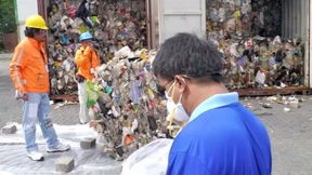 „Kanada, nimm deinen Müll zurück!“