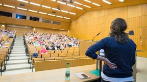 Ach so, Sie sind Professorin ...